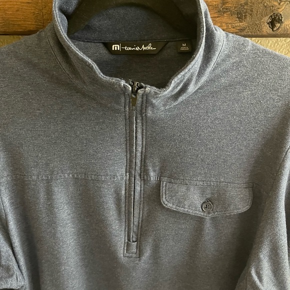 Travis Mathew pullover - Picture 4 of 5